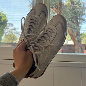 Cream and maroon Onitsuka Tiger Mexico 66 Sneakers